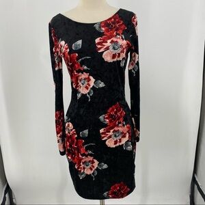 Dresscode LA Floral Print Size Large